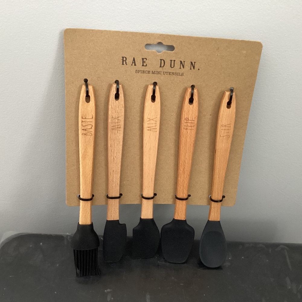 Rae Dunn utensils